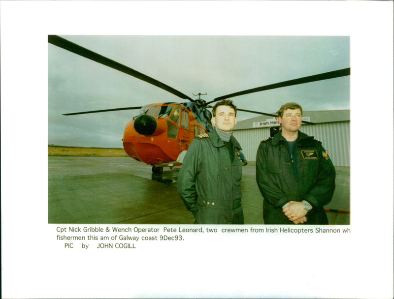 Aircraft helicopter rescue:two crewmen from irish helicopters shannon. - Vintage Photograph