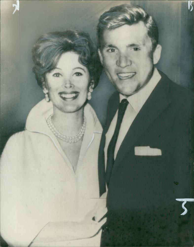 Lance reventlow with barbara hutton. - Vintage Photograph