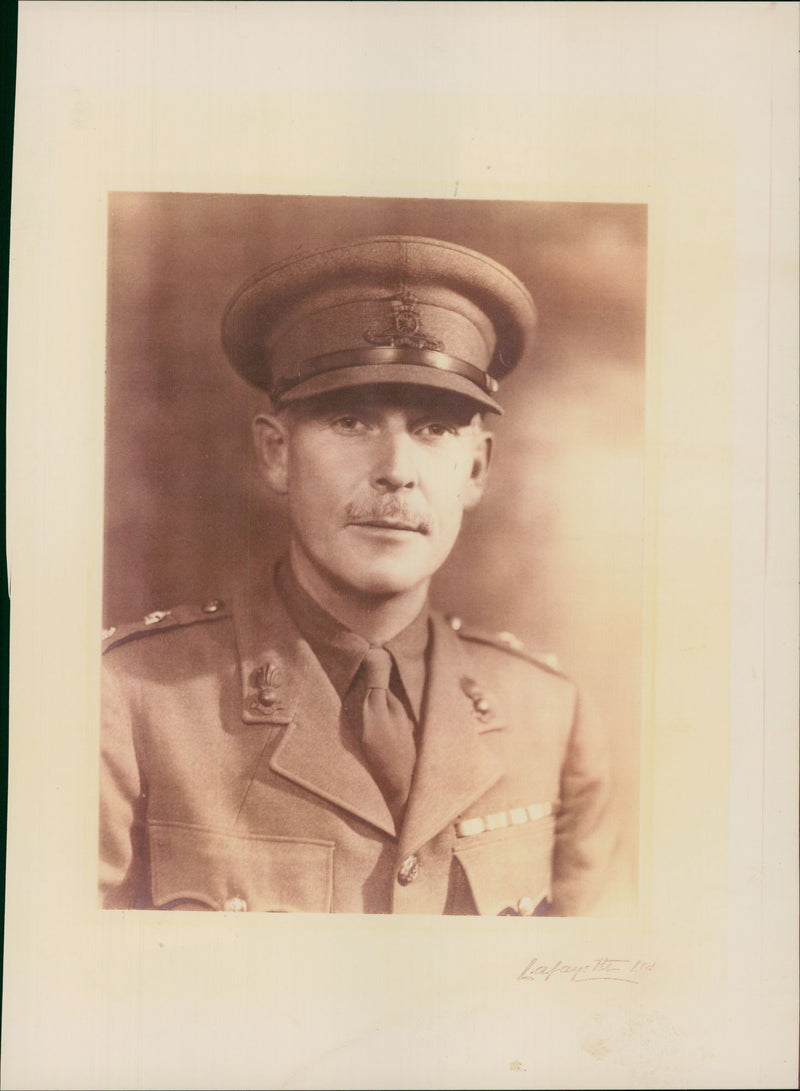 Brigadier Murray McIntyre. - Vintage Photograph
