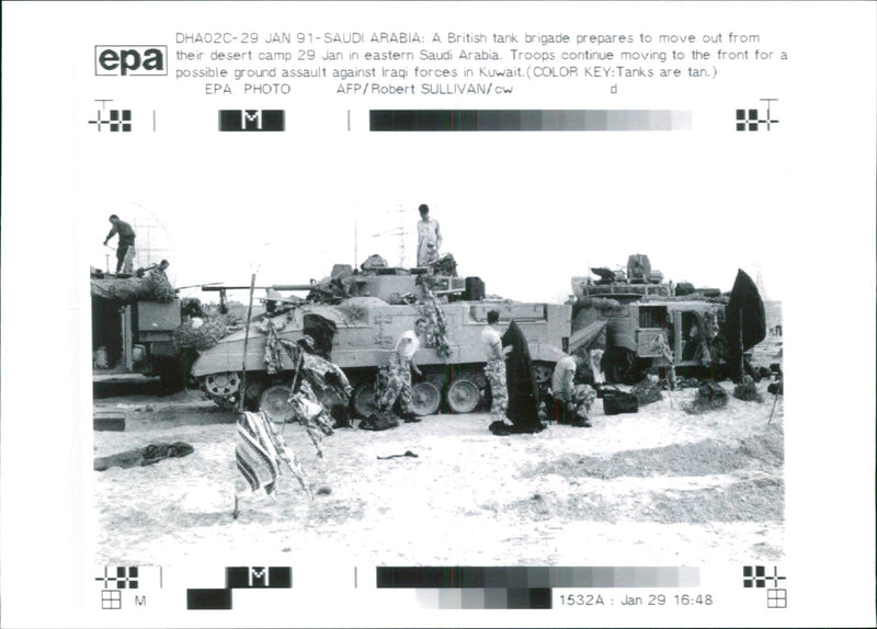 Iraq UN War British Army:A british Tank brigade. - Vintage Photograph