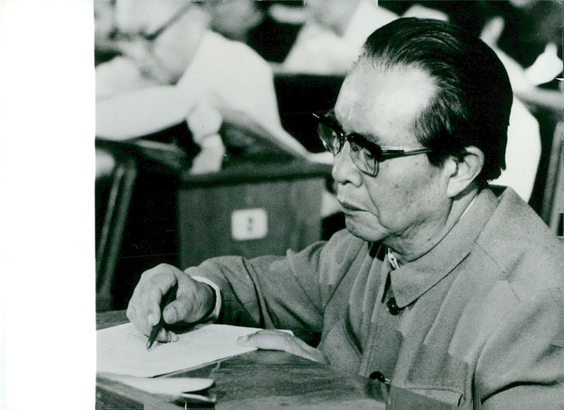 Huang Hua, politician China - Vintage Photograph