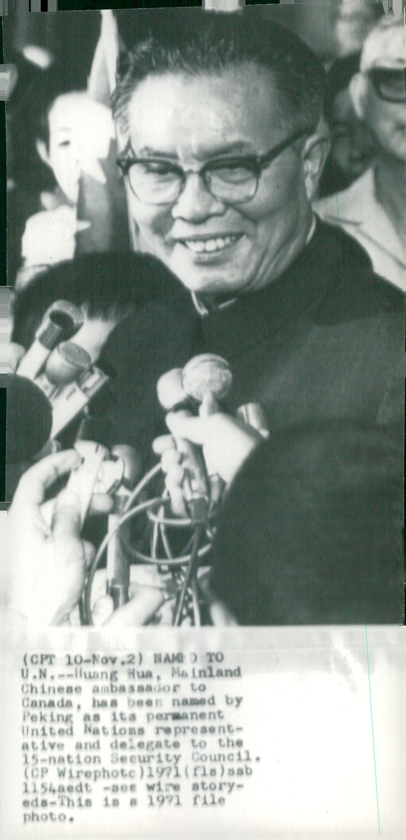 Huang Hua, politician China - Vintage Photograph