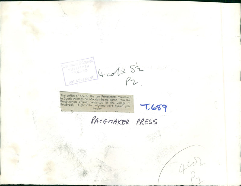 Civil Rights Schootings Ireland: the coffin of the ten protestants murdered. - Vintage Photograph