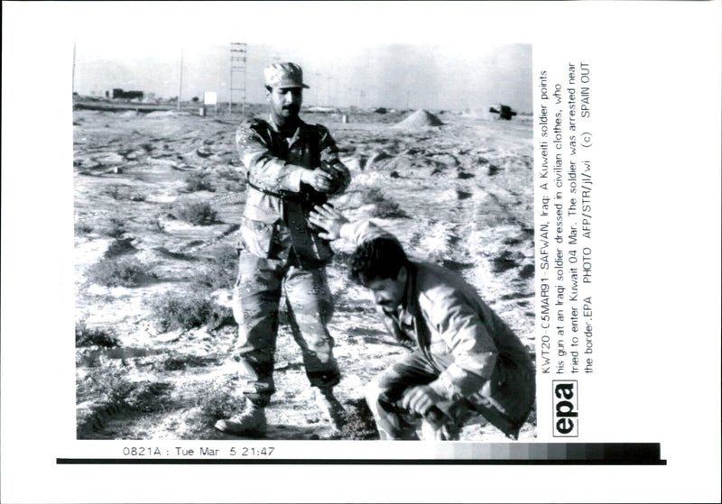 Iraq war pow: - Vintage Photograph