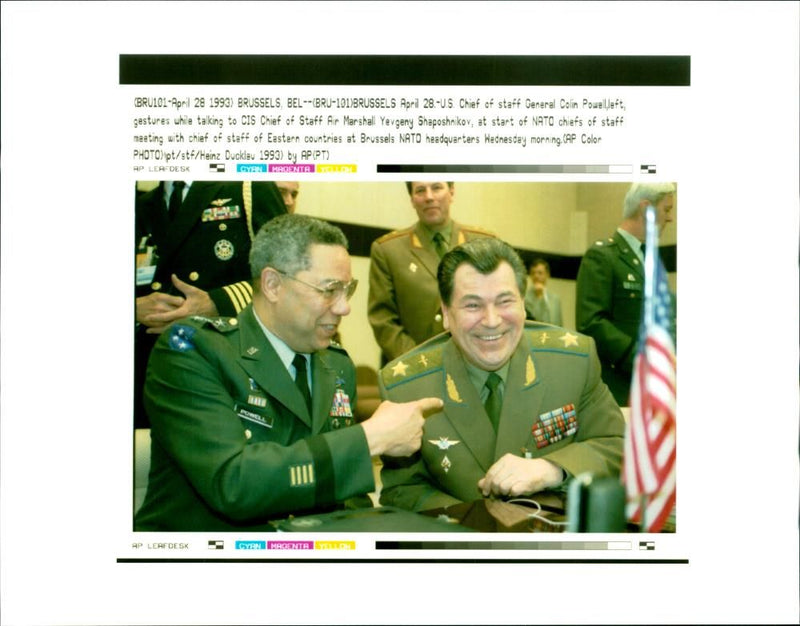 Yevgeny Shaposhnikov with Colin Powell. - Vintage Photograph