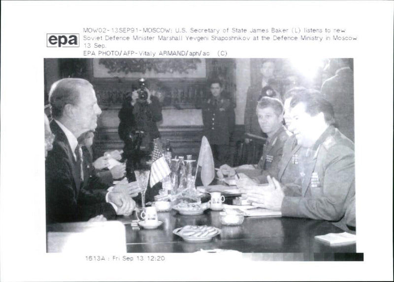 Yevgeny Shaposhnikov with US Secretary of State James Baker. - Vintage Photograph