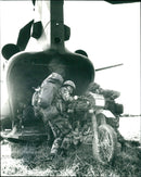 Airmobile soldiers of Duke of Edinburgh's Royal Regiment. - Vintage Photograph