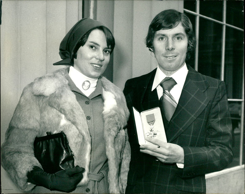 Brendan Foster CBE:with his wife susan. - Vintage Photograph