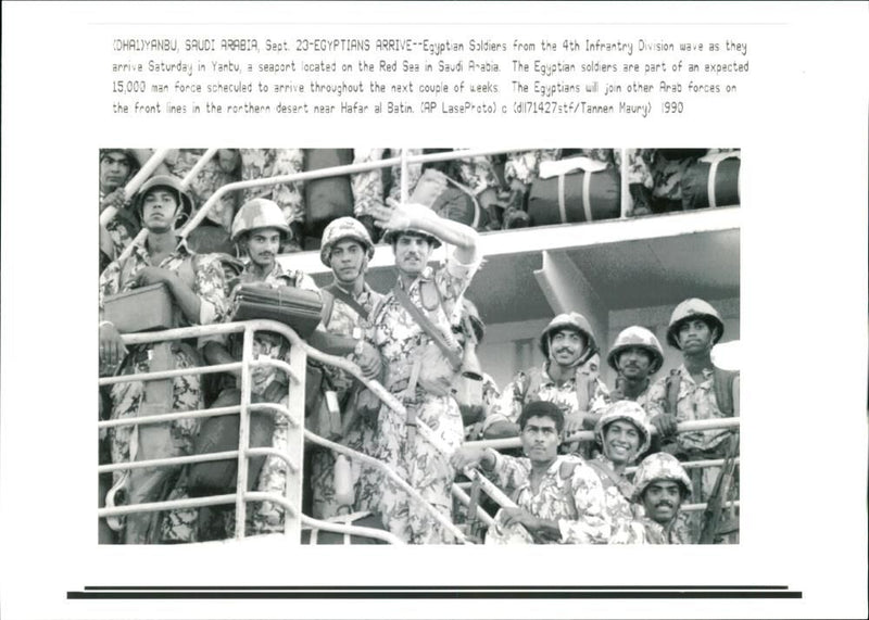 Iraq UN War Other Navys:Egyptian Soldiers. - Vintage Photograph