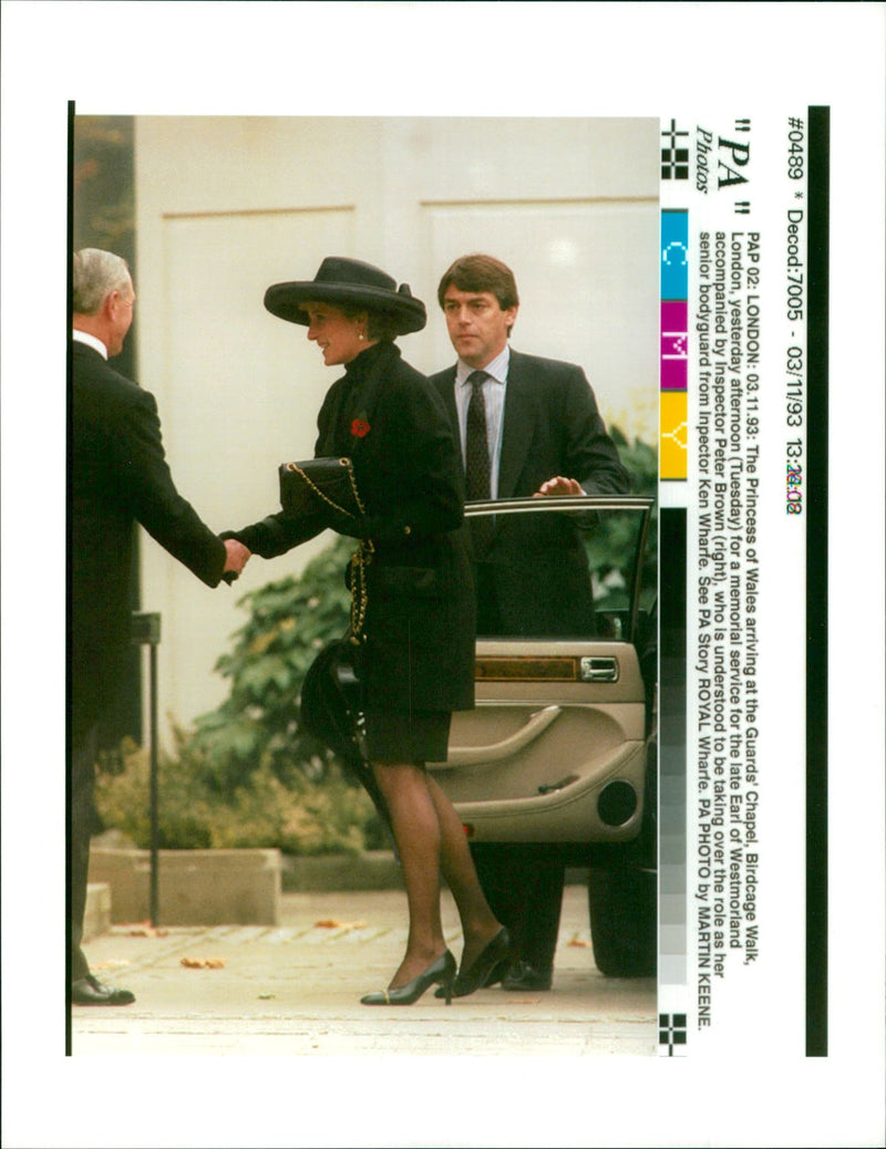 Princess Diana and Insp. Peter Brown. - Vintage Photograph