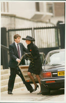 Princess Diana and Insp. Peter Brown. - Vintage Photograph