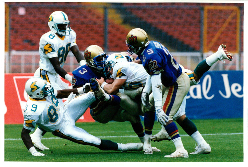 American football british teams:sacrementos wide receiver carl parker. - Vintage Photograph