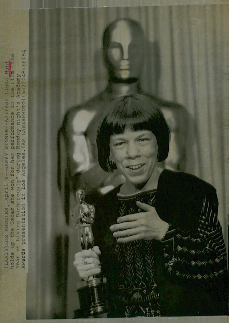 Linda Hunt won an Oscar for best female birol for her role as Billy in the movie Focal point Djakarta - Vintage Photograph