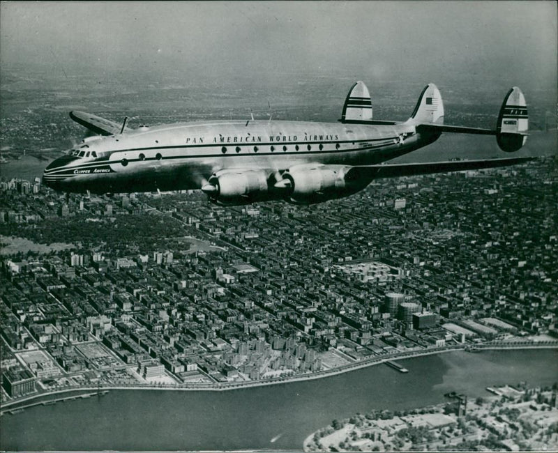 Clipper America. - Vintage Photograph