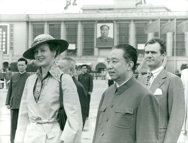 Hua Guofeng Politician China Miscellaneous: - Vintage Photograph