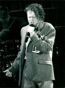Simply Red:Mick Hucknall. - Vintage Photograph