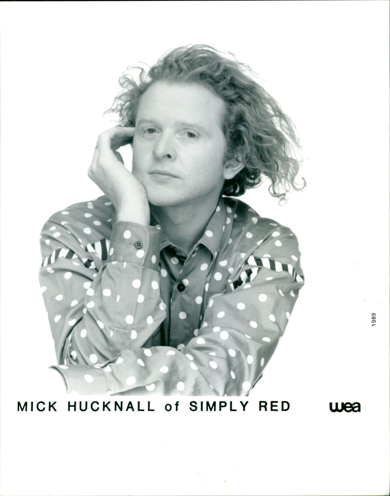Simply Red: Mick Hucknall. - Vintage Photograph