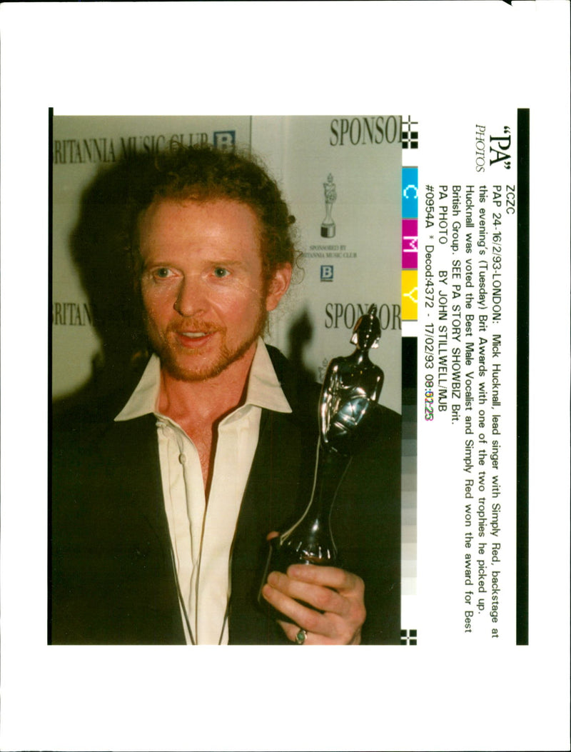Simply Red: Mick Hucknall. - Vintage Photograph