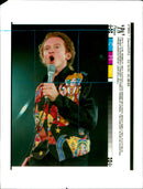 Simply Red: Mick Hucknall. - Vintage Photograph