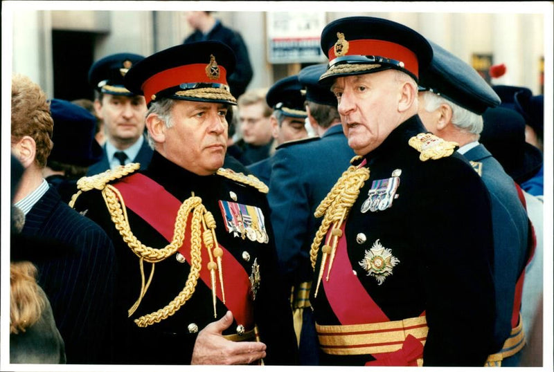 Peter Anthony Inge with general charles guthrine. - Vintage Photograph