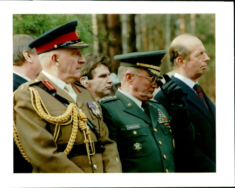 Peter Anthony Inge with john shalikashvili. - Vintage Photograph