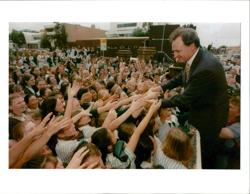 1996 AUSTRALIAN MINISTER PAUL KEATING TONY PRIME WRITER SECOND LADY - Vintage Photograph