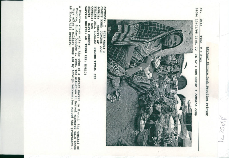 1995 THREE DAYS AFTER MILTARY COUP ADIL BRADLOW TITLE CAPITAL WRITER COUNTRY - Vintage Photograph