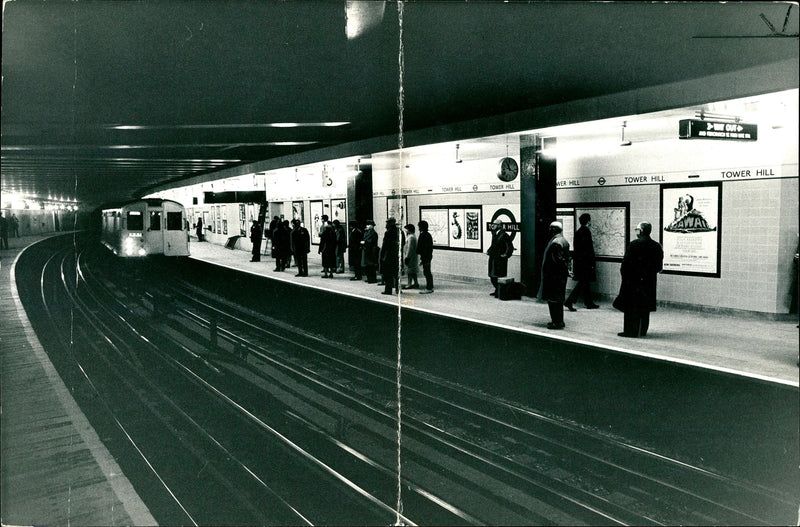 Railway underground:The old station in byward street. - Vintage Photograph