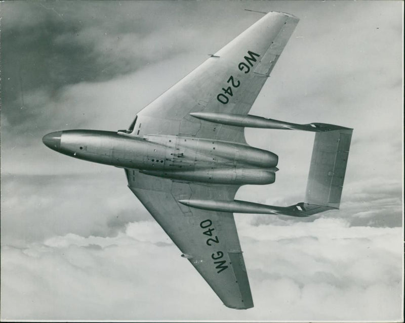 Aircraft: Sea Vixen. Faster than sound - Vintage Photograph