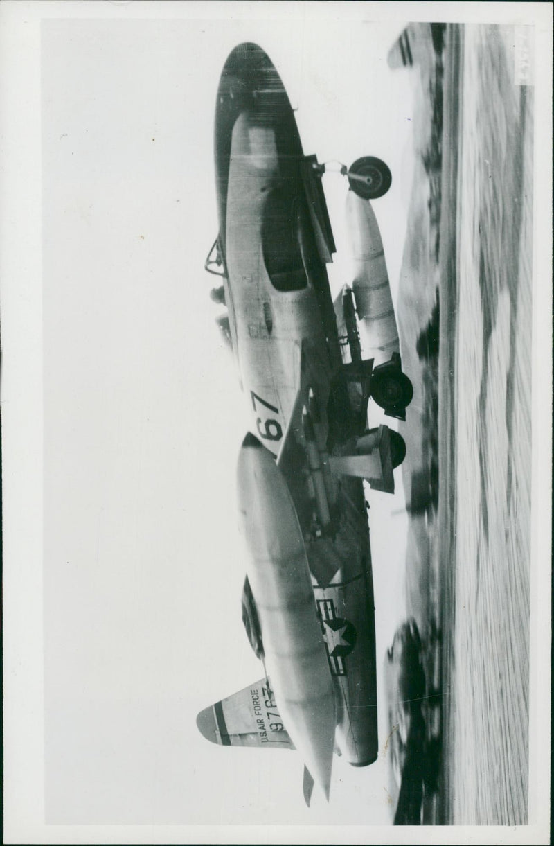 Aircraft: Shooting Star. - Vintage Photograph