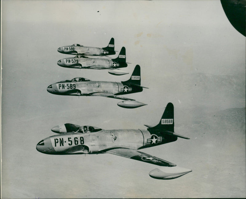 Aircraft: Shooting Star. - Vintage Photograph