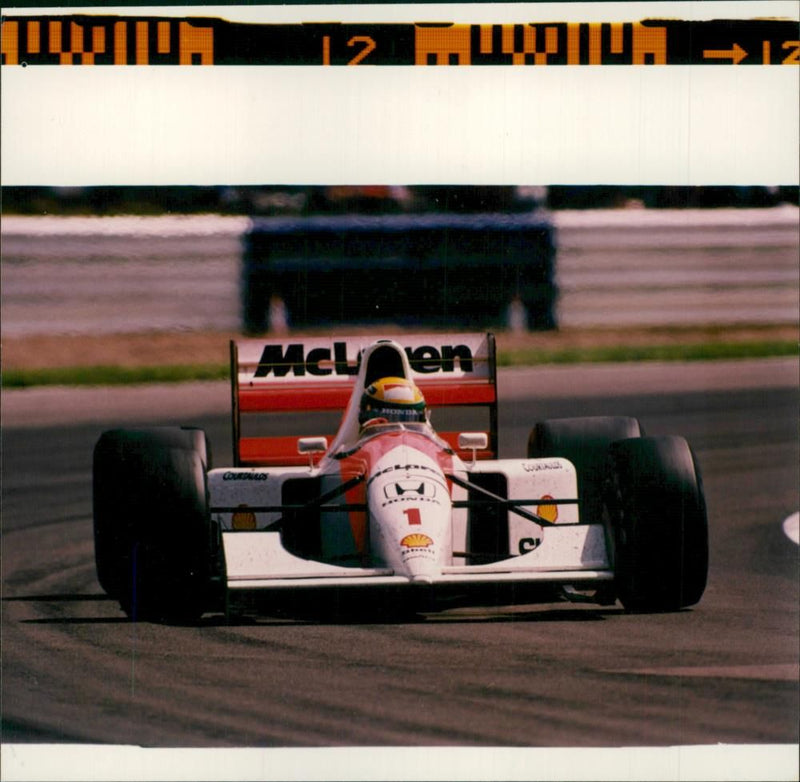Senna Ayrton: - Vintage Photograph