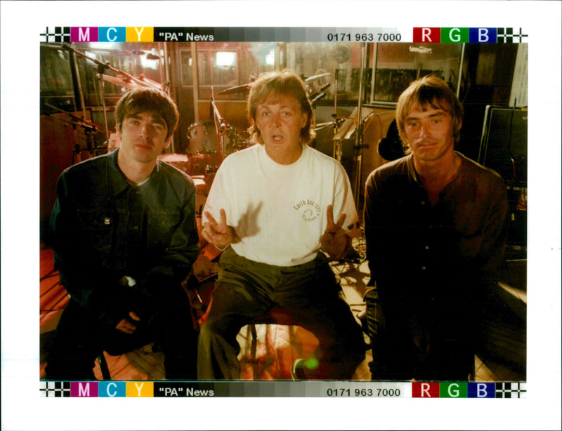 Noel Gallagher with Paul McCartney and Paul Weller, 1995, - Vintage Photograph