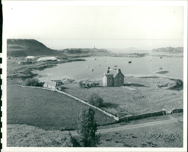 Inuengarny Cannabis Cases: - Vintage Photograph