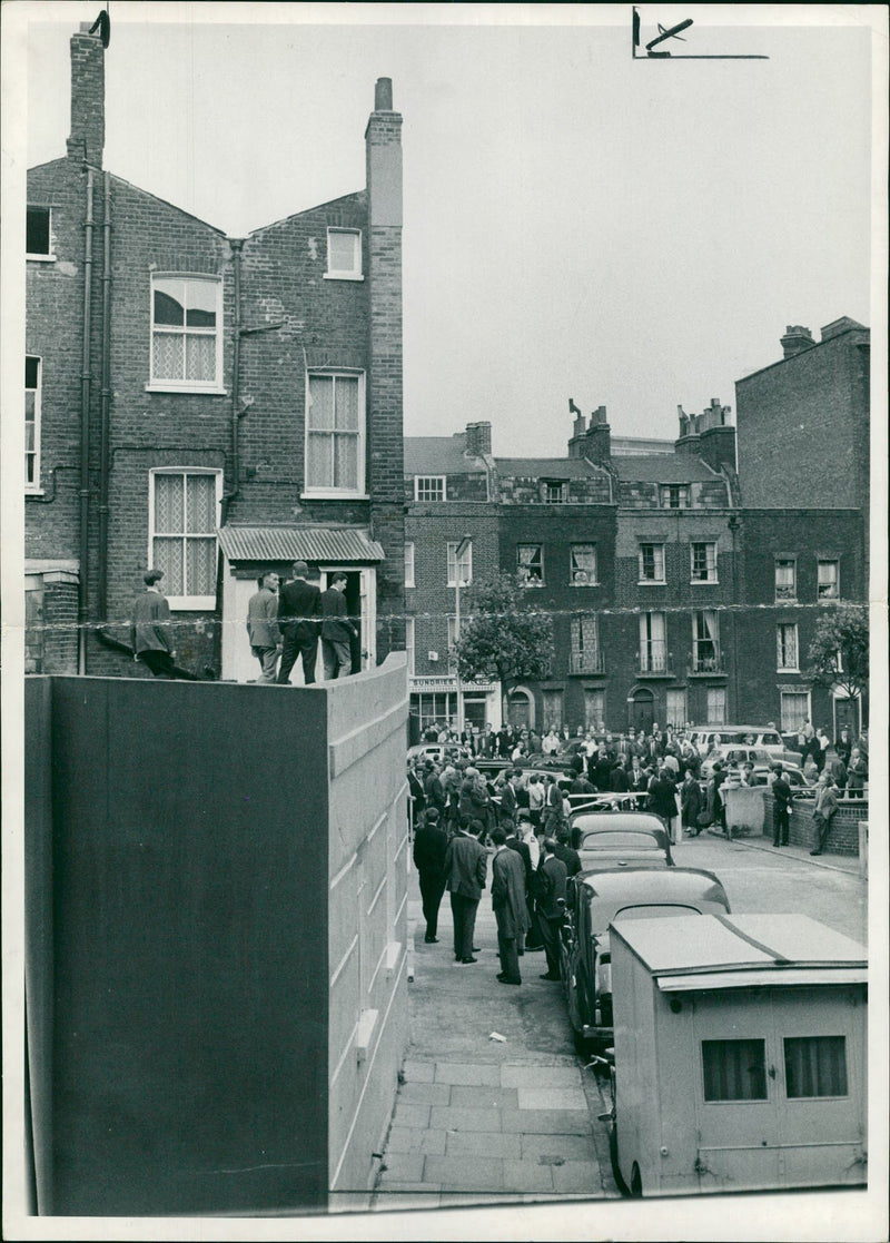 Shepherd's Bush murders: - Vintage Photograph