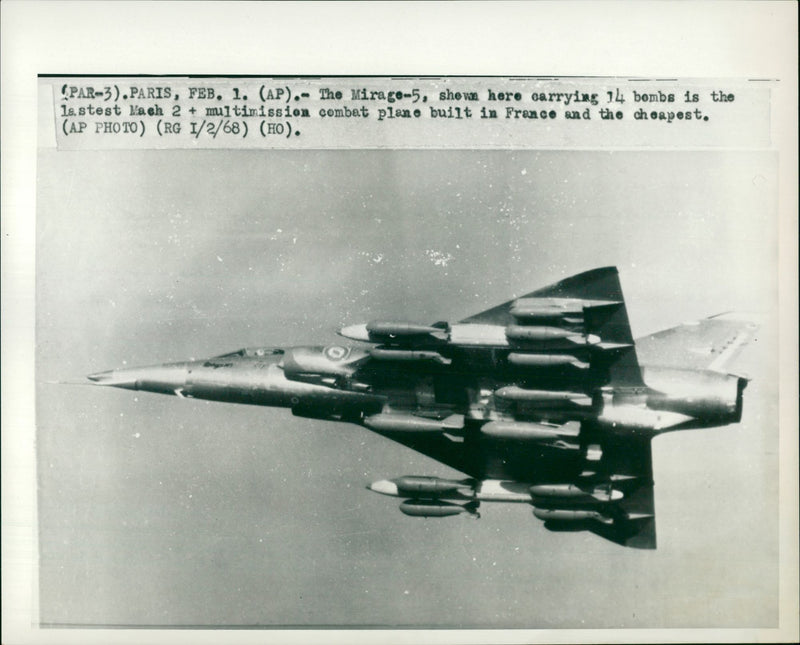 Mirage 5 - Vintage Photograph