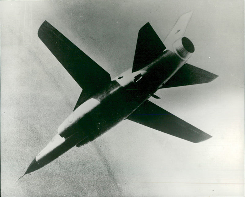 Dassault Mirage G: - Vintage Photograph