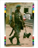 1995 SOME HUTU REFUGEES HAVE FLED ALEXANDER JOE WAR WRITER COUNTRY ARMY MEMBERS - Vintage Photograph