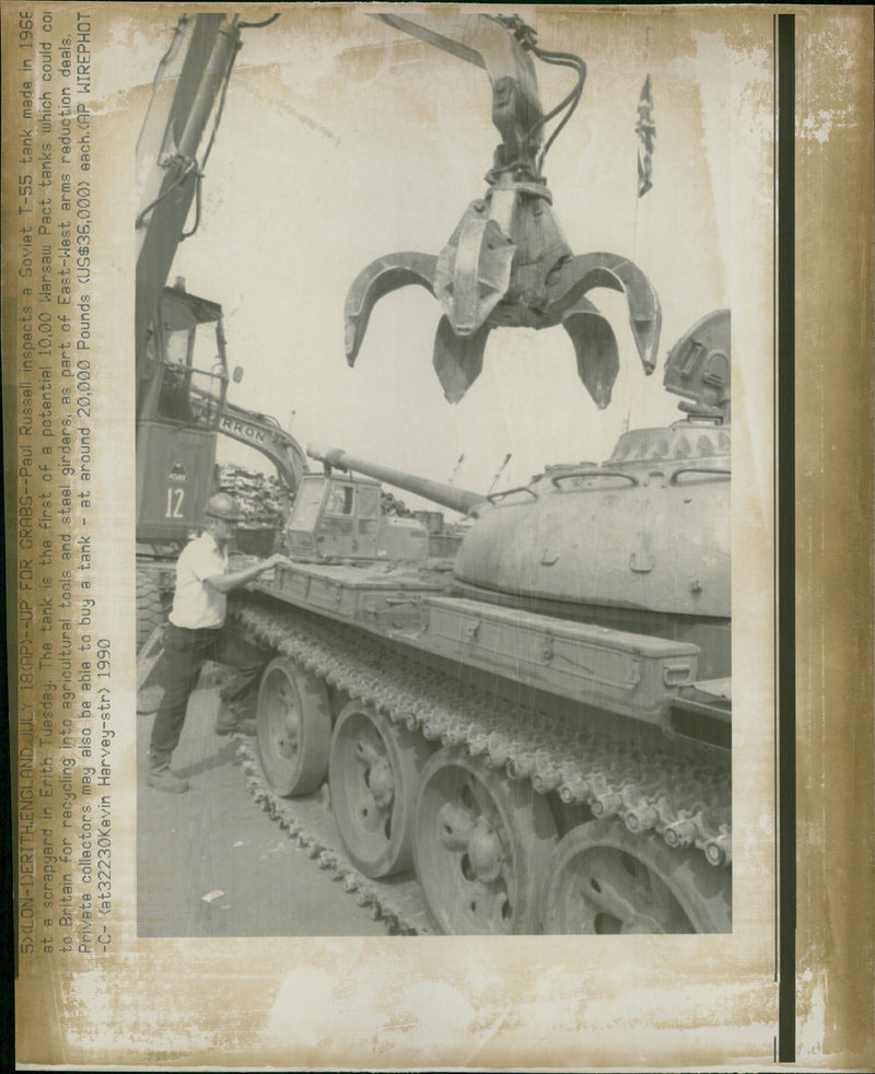 1966 THE FIRST POTENTIAL WARSAW PACT TANKS WHICH COULD PAUL SOVIET BRITAIN - Vintage Photograph