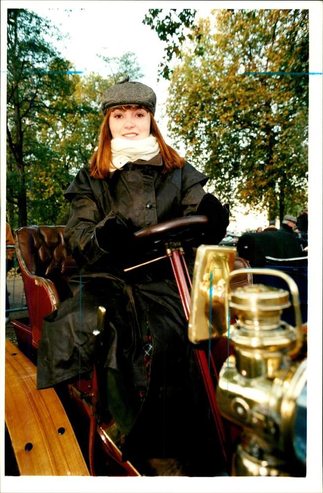 Kim Smith in her 1901 renault. - Vintage Photograph