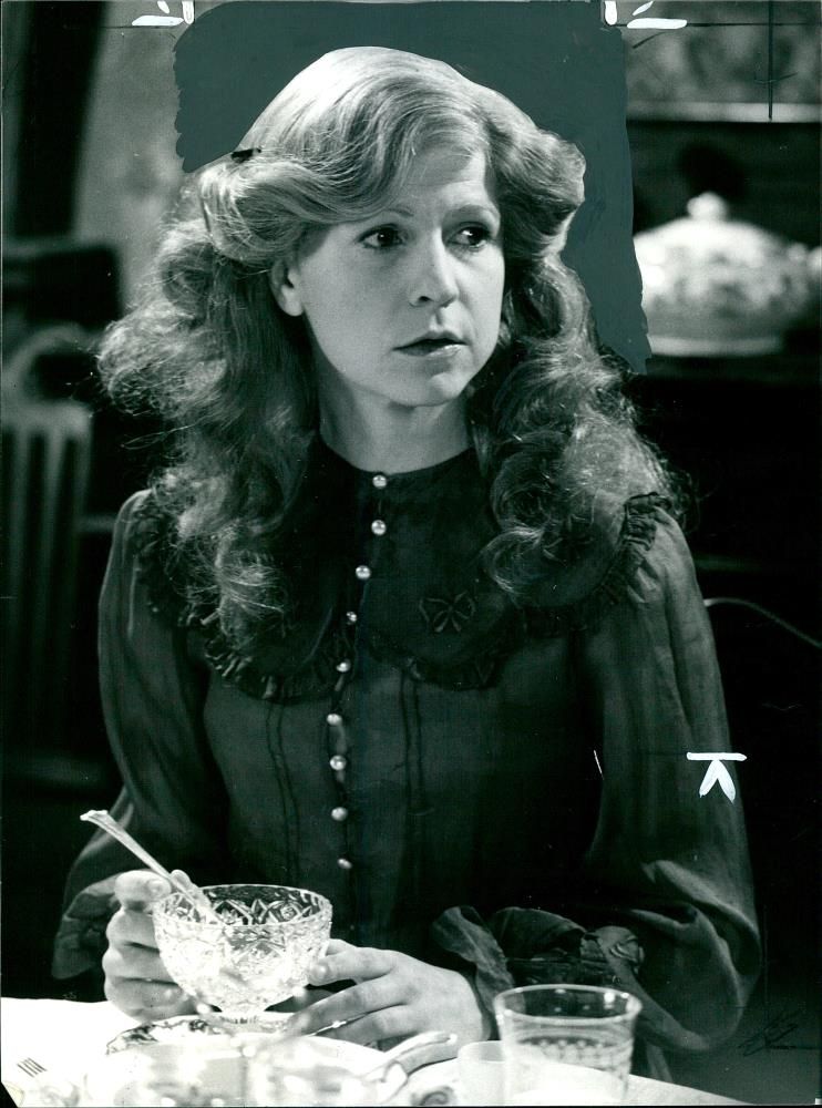 Janet Maw. - Vintage Photograph