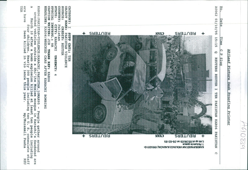 WRITER INCLUDING CARS COUNTRY - Vintage Photograph