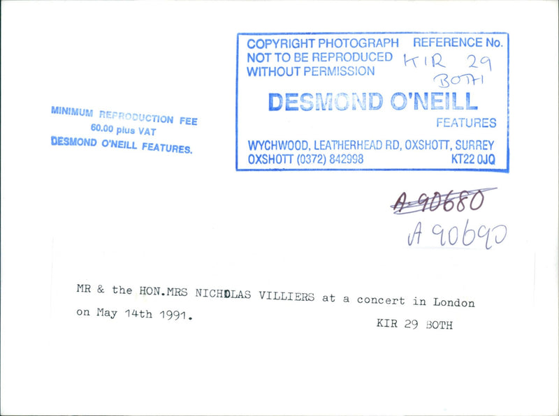 1991 SURREY FEATURES PLUS VAT MINIMUM REPRODUCTION DESMOND ONEILL CONCERT - Vintage Photograph