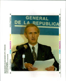 1995 RAUL SALINAS THE BROTH FRANCISCO RUIZ MAS CARLOS PABLO WRITER COUNTRY - Vintage Photograph