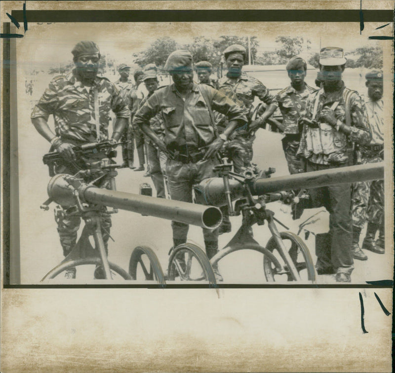 1976 UNITA LEADER JONAS SAVIMBI WAS KILLED ATTACK THE MPLA RUSSIAN - Vintage Photograph