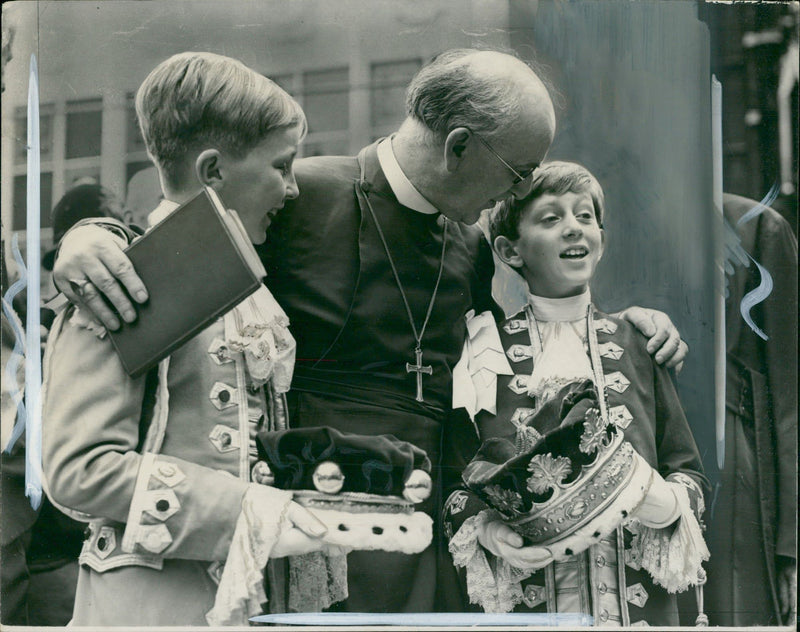 1953 THE ARCHBISHOP CANTERBURY AND DUKE WELLINGTON CHRISTINE BOYD - Vintage Photograph
