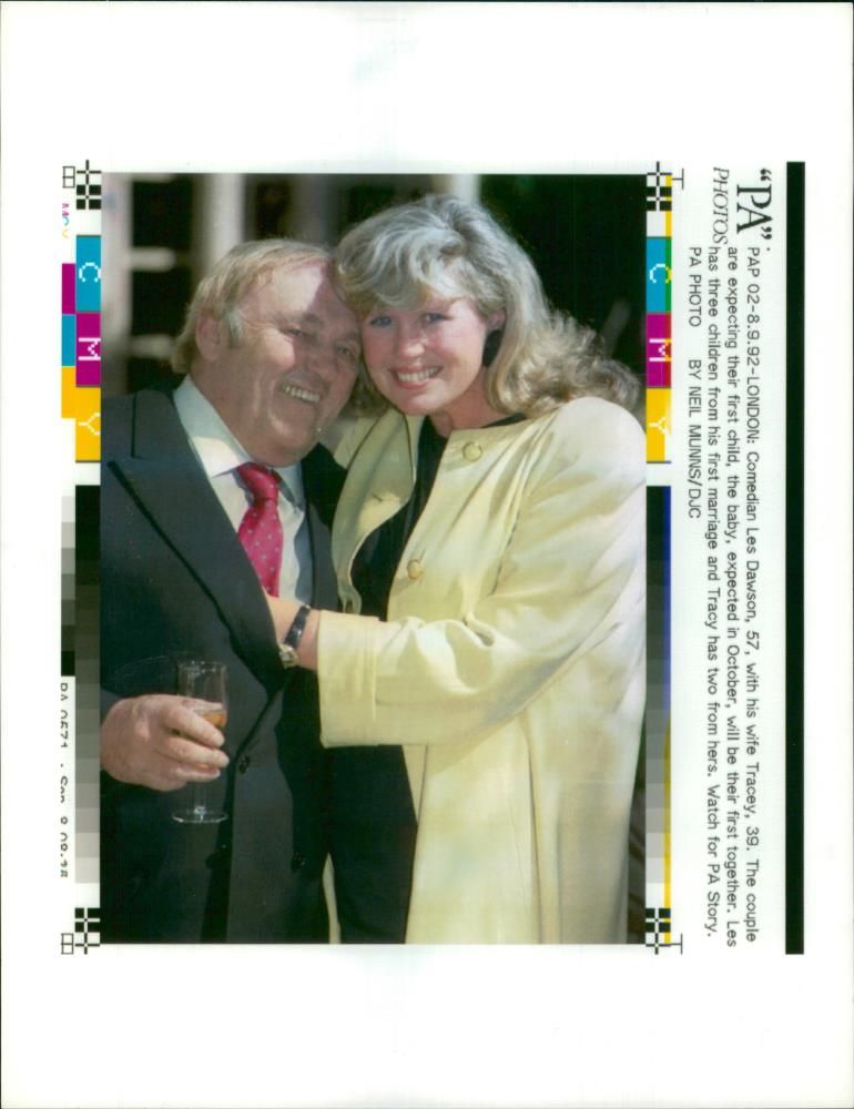 Les Dawson with his wife Tracey. - Vintage Photograph