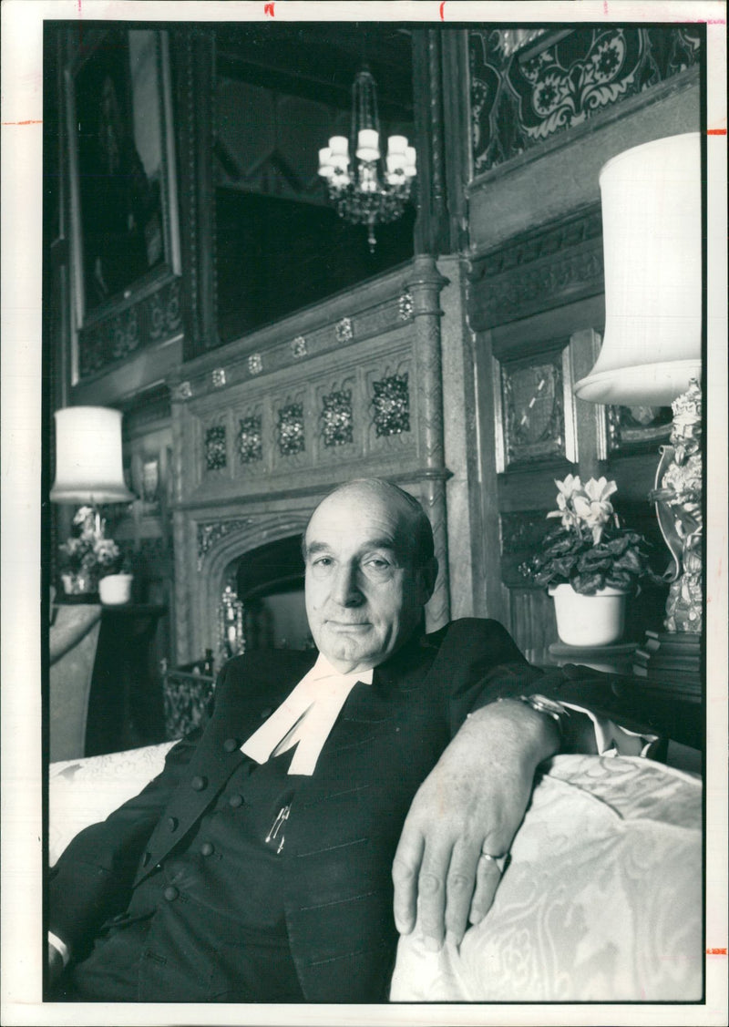 Bernard Weatherill. - Vintage Photograph
