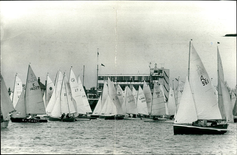 Icicle Race at Burnham on Crouch. - Vintage Photograph