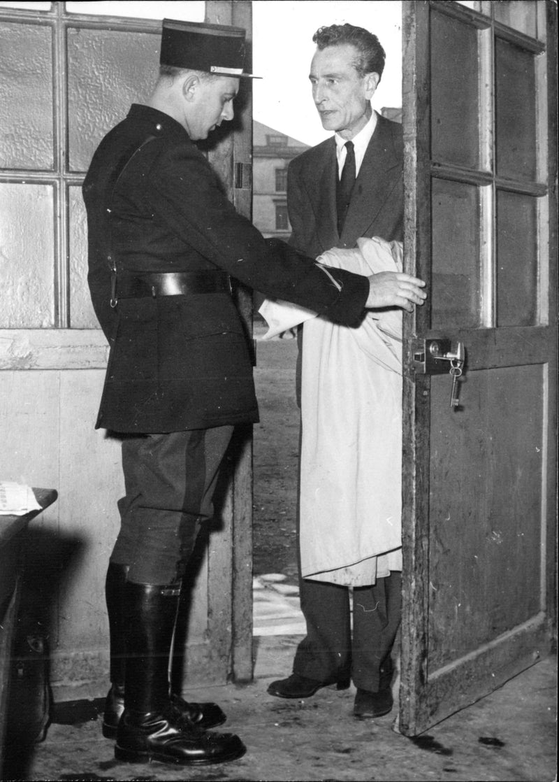 M Duclos and M Emmanuel. - Vintage Photograph